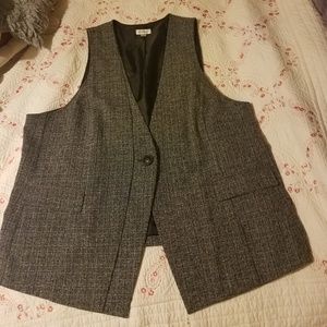 Avenue vest size 30/32